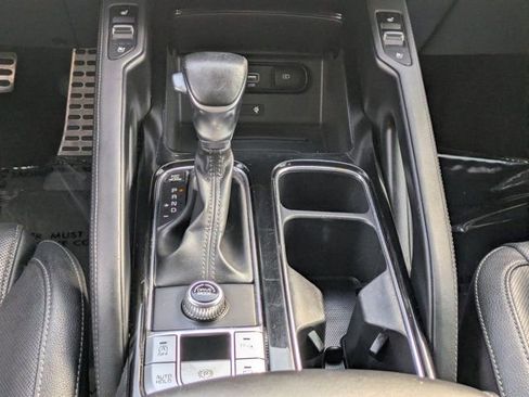 Used 2022 Kia Telluride SX image 17