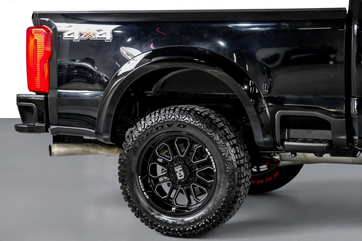 Used 2025 Ford F250 XLT AWD/4WD image 7