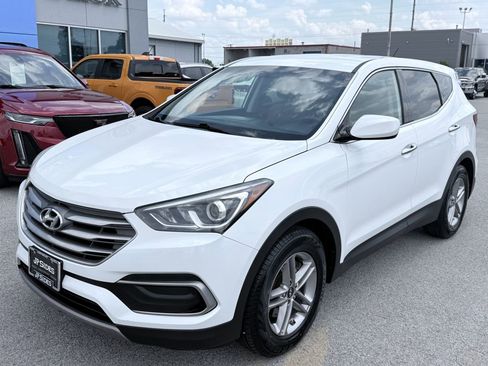 Used 2018 Hyundai Santa Fe Sport FWD image 1