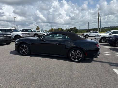 Used 2024 Ford Mustang Premium RWD image 4