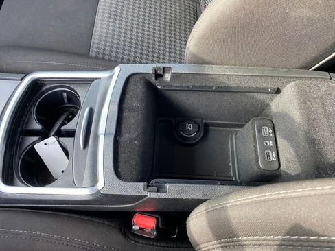 Used 2023 Dodge Charger GT image 13