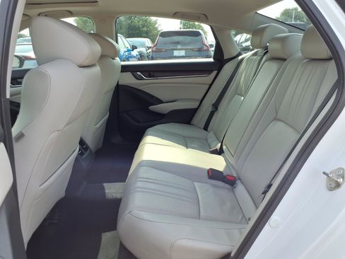 Used 2018 Honda Accord EX-L image 19