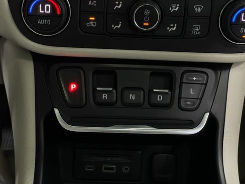 Used 2020 GMC Terrain Denali image 30