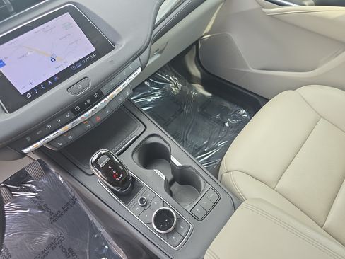 Used 2020 Cadillac XT4 Premium Luxury FWD image 23