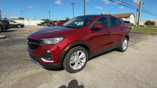 Used 2023 Buick Encore GX Preferred w/ Cold Weather Comfort Package FWD image 4