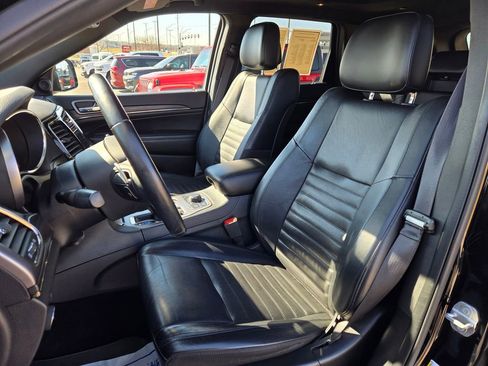 Used 2020 Jeep Grand Cherokee Limited X image 17