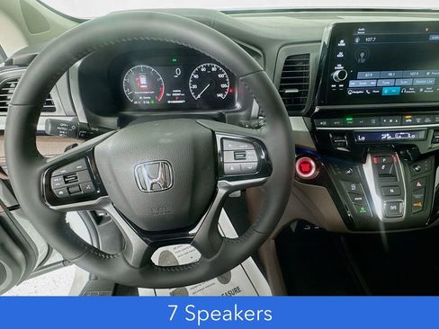 Used 2026 Honda Odyssey Touring image 14