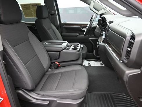 Used 2025 Chevrolet Silverado 1500 LT AWD/4WD image 35