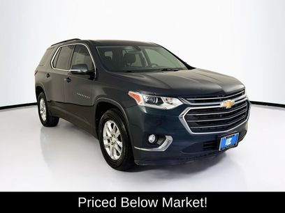 Used 2020 Chevrolet Traverse LT