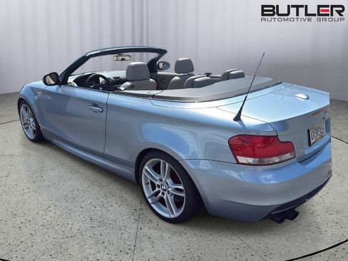 Used 2010 BMW 135i Convertible RWD image 4
