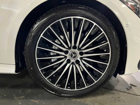 New 2026 Mercedes-Benz CLE 300 4MATIC Coupe image 9