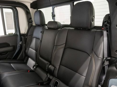 New 2026 Jeep Gladiator Sport image 21