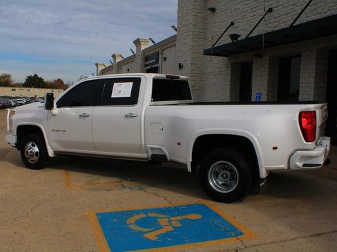 Used 2023 Chevrolet Silverado 3500 High Country image 13