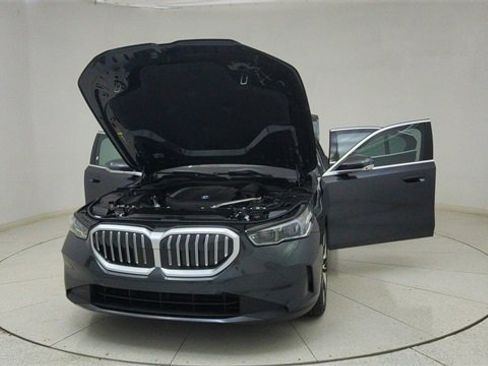 Used 2026 BMW 540i xDrive image 75