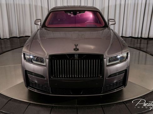Used 2022 Rolls-Royce Ghost Black Badge image 4