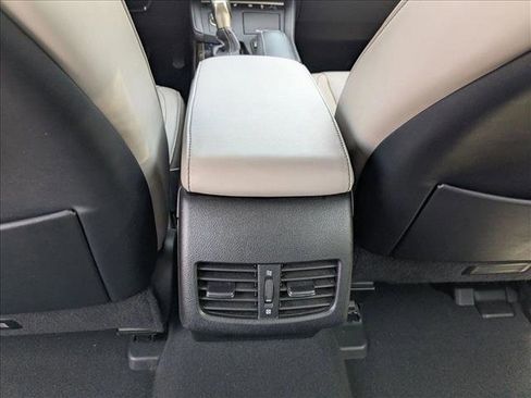 Used 2016 Lexus ES 350 w/ Luxury Package w/Wood Trim FWD image 19