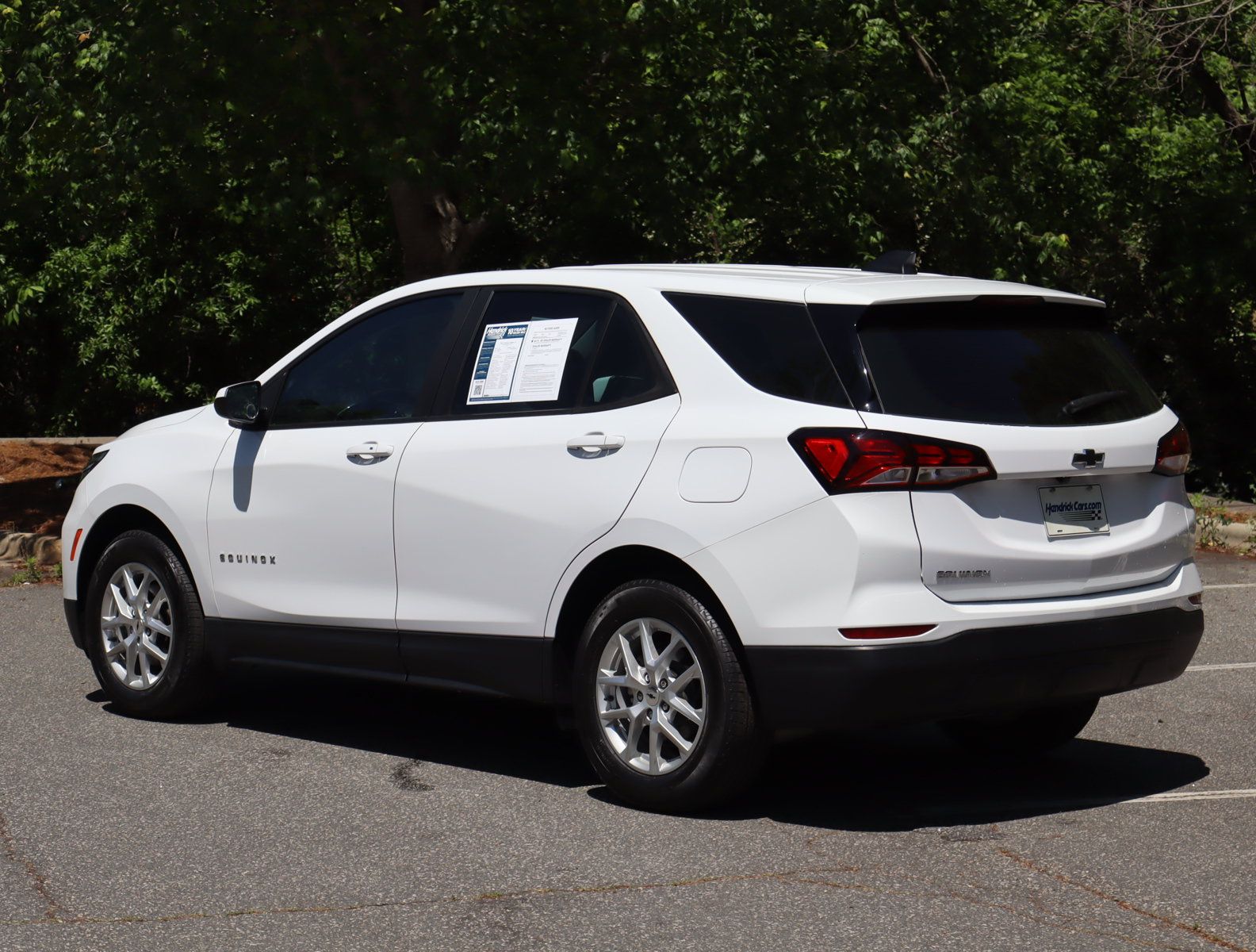 Used 2024 Chevrolet Equinox LS FWD image 7