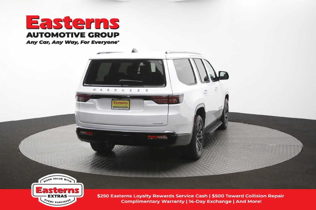 Used 2024 Jeep Wagoneer Series II AWD/4WD image 42