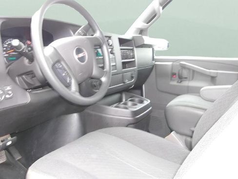 Used 2024 GMC Savana 2500 w/ Driver Convenience Package image 9