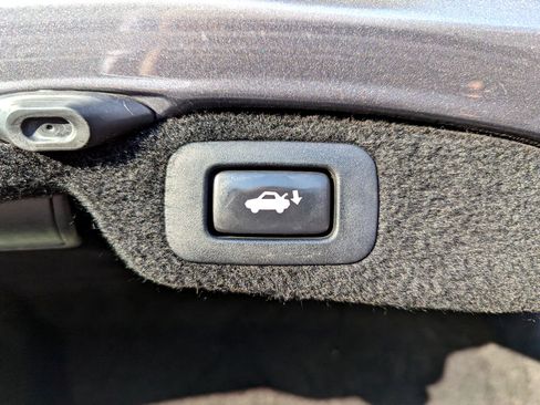 Used 2013 Lexus LS 460 AWD image 44