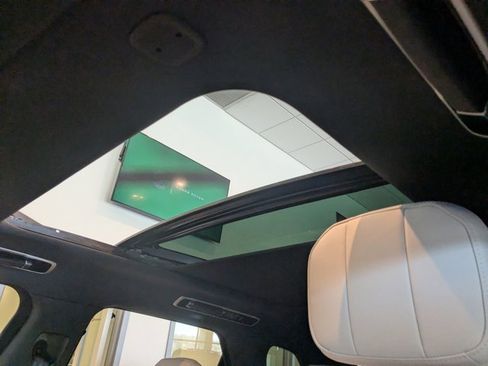 New 2026 Land Rover Range Rover Sport Dynamic SE image 17