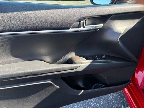 Certified 2022 Toyota Camry SE FWD image 13