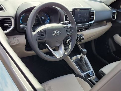 New 2026 Hyundai Venue SEL image 3