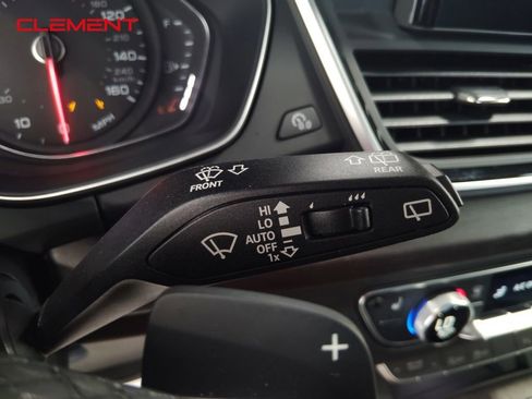 Used 2024 Audi Q5 2.0T Premium w/ Convenience Package image 14