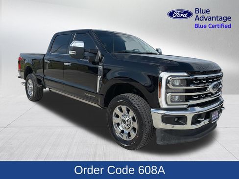 Certified 2024 Ford F250 Lariat w/ Lariat Ultimate Package AWD/4WD image 4