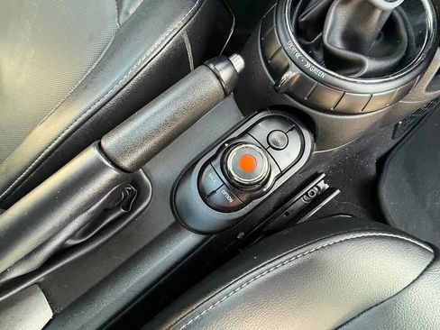 Used 2016 MINI Cooper 2-Door Hardtop image 39