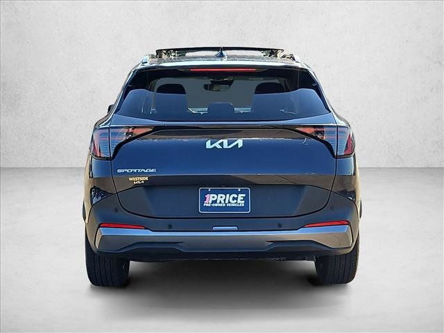 Used 2026 Kia Sportage EX w/ EX Panorama Roof Package FWD image 7