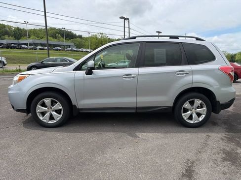 Used 2016 Subaru Forester 2.5i Premium AWD/4WD image 6
