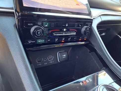 Used 2021 Jeep Grand Cherokee L Limited RWD image 17