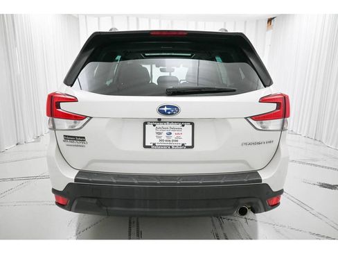 Used 2021 Subaru Forester Limited AWD/4WD image 6