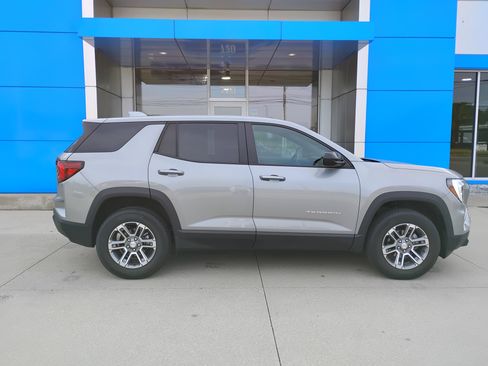 Used 2026 GMC Terrain Elevation AWD/4WD image 9