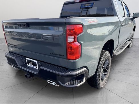New 2026 Chevrolet Silverado 1500 Custom Trail Boss w/ LPO, Dark Essentials Package image 7