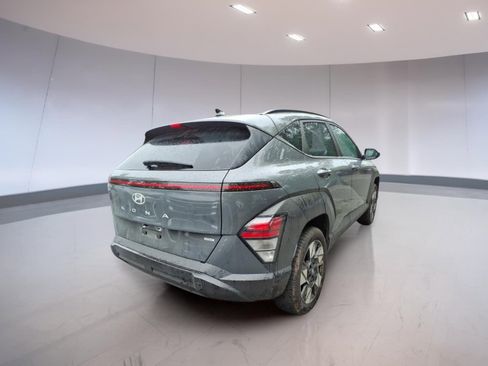 Used 2025 Hyundai Kona SEL AWD/4WD image 4