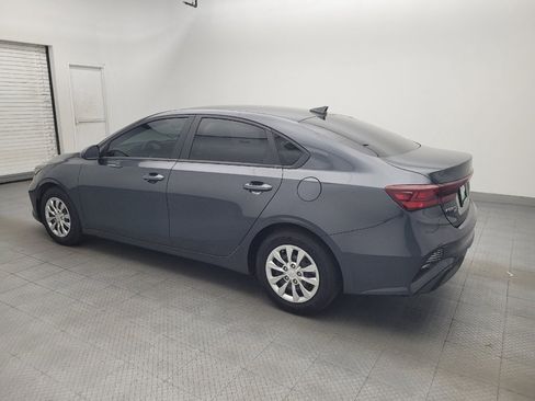 Used 2023 Kia Forte LX FWD image 3