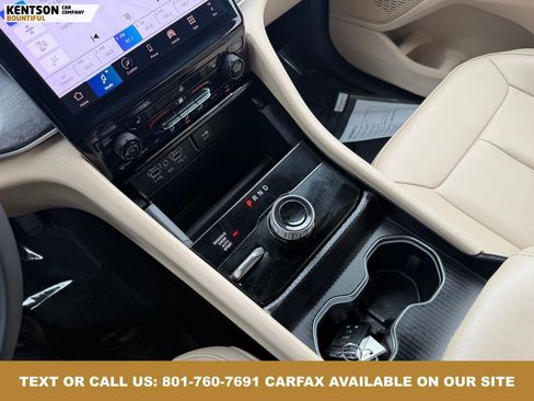 Used 2024 Jeep Grand Cherokee Limited image 25