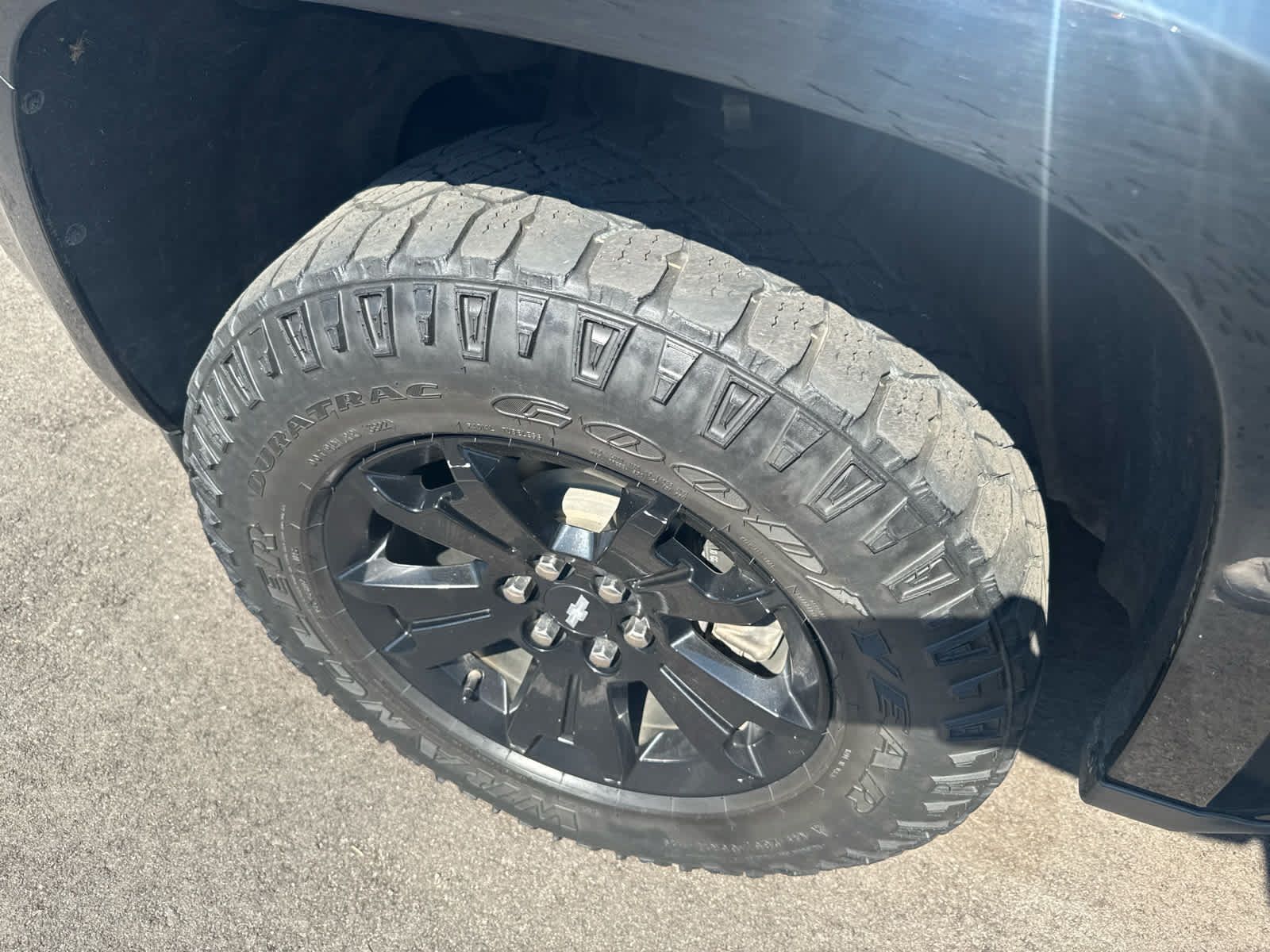 Used 2022 Chevrolet Colorado Z71 w/ Z71 Midnight Edition AWD/4WD image 6
