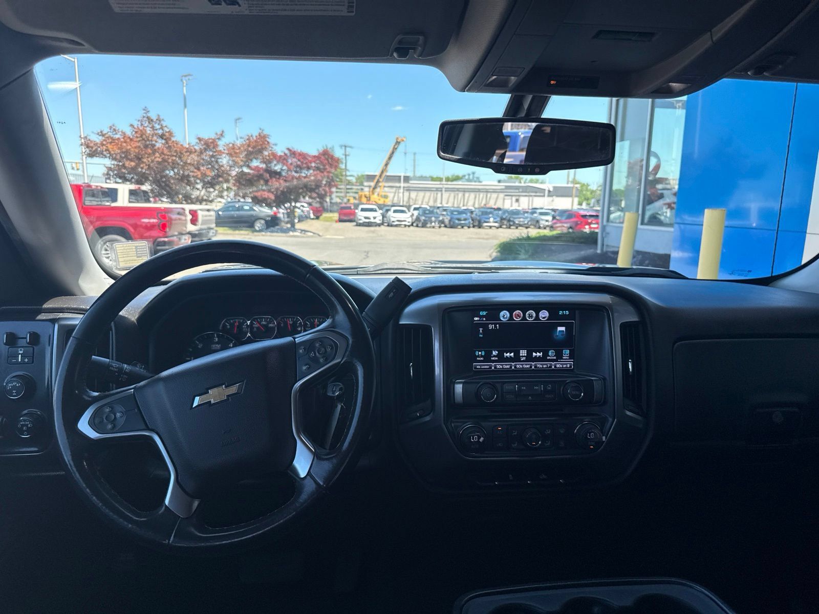 Used 2019 Chevrolet Silverado 1500 LT w/ All Star Edition AWD/4WD image 2