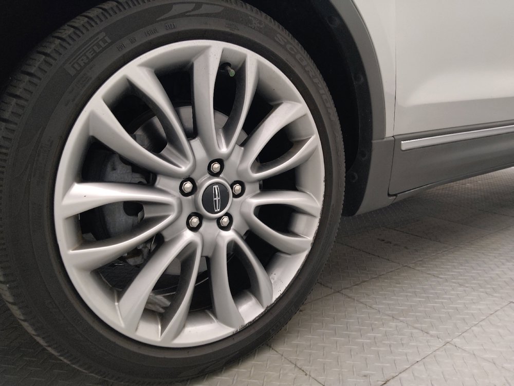 Used 2017 Lincoln MKC Reserve FWD image 31