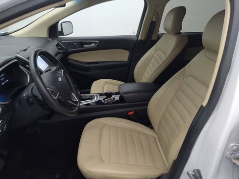 Used 2018 Ford Edge SEL w/ Equipment Group 201A AWD/4WD image 17