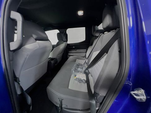 Used 2025 Toyota Tacoma TRD Sport image 29