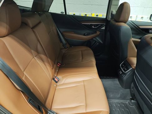 Used 2025 Subaru Outback Touring image 12