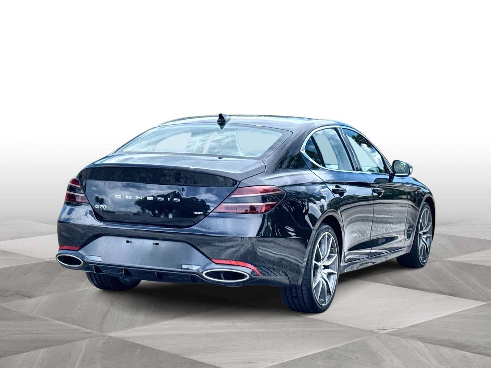 Used 2023 Genesis G70 2.0T RWD image 8