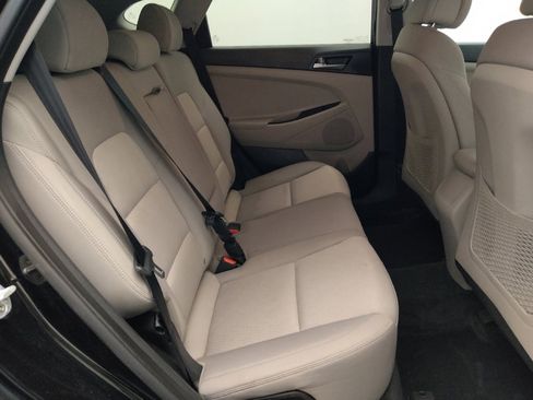 Used 2017 Hyundai Tucson SE AWD/4WD image 19