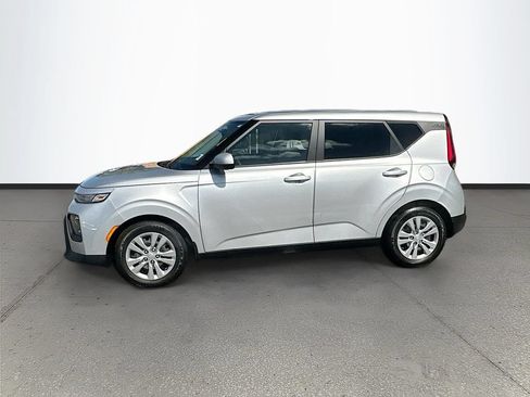 Certified 2021 Kia Soul LX FWD image 4