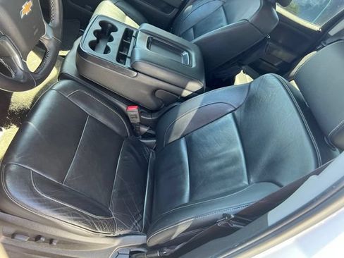 Used 2017 Chevrolet Silverado 1500 LT w/ All Star Edition AWD/4WD image 5