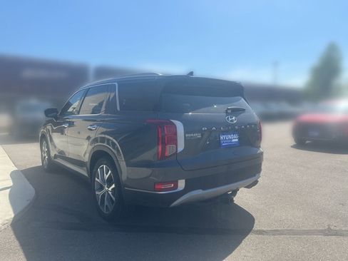 Used 2022 Hyundai Palisade SEL w/ Premium Package AWD/4WD image 4